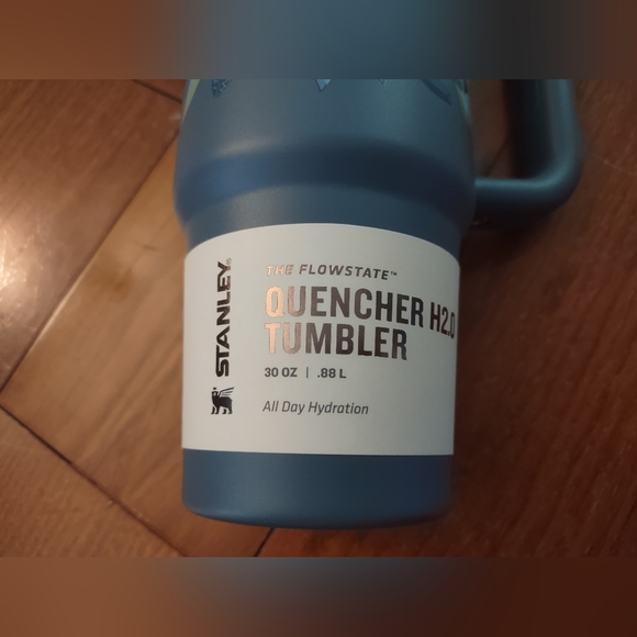 Limited Edition Stanley Mother's Day 30oz Quencher H2O Tumbler Blue with Flowers - Picture 4 of 8